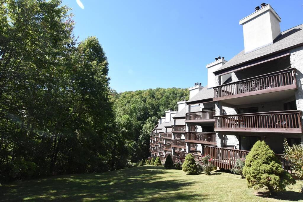 Views & Fireplace - Minutes To Gburg And Ober - Condo Gatlinburg Dış mekan fotoğraf