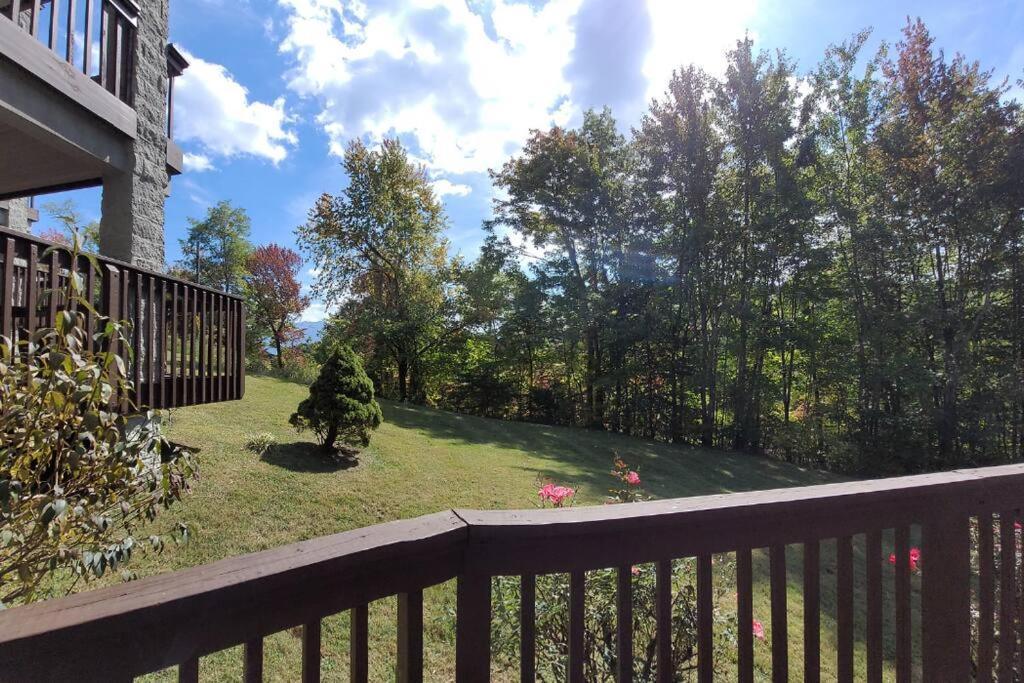 Views & Fireplace - Minutes To Gburg And Ober - Condo Gatlinburg Dış mekan fotoğraf