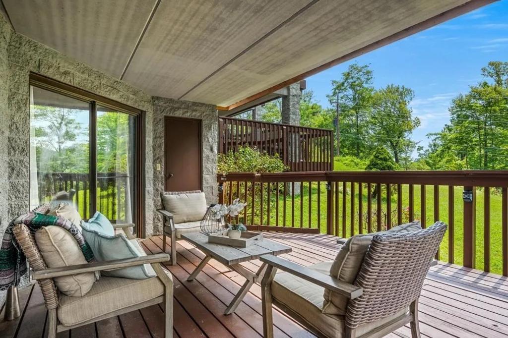 Views & Fireplace - Minutes To Gburg And Ober - Condo Gatlinburg Dış mekan fotoğraf